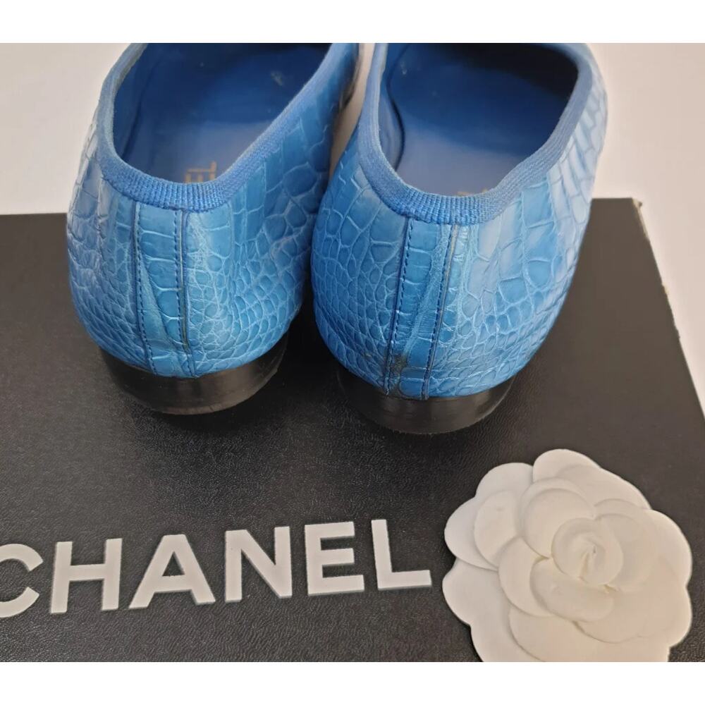 CHANEL Blue Alligator CC Ballerina Flats Sz. 40.5 - Picture 3 of 11